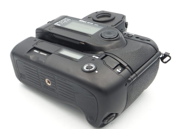 [top mint] nikon f5 body film camera 35mm slr from japan #p34