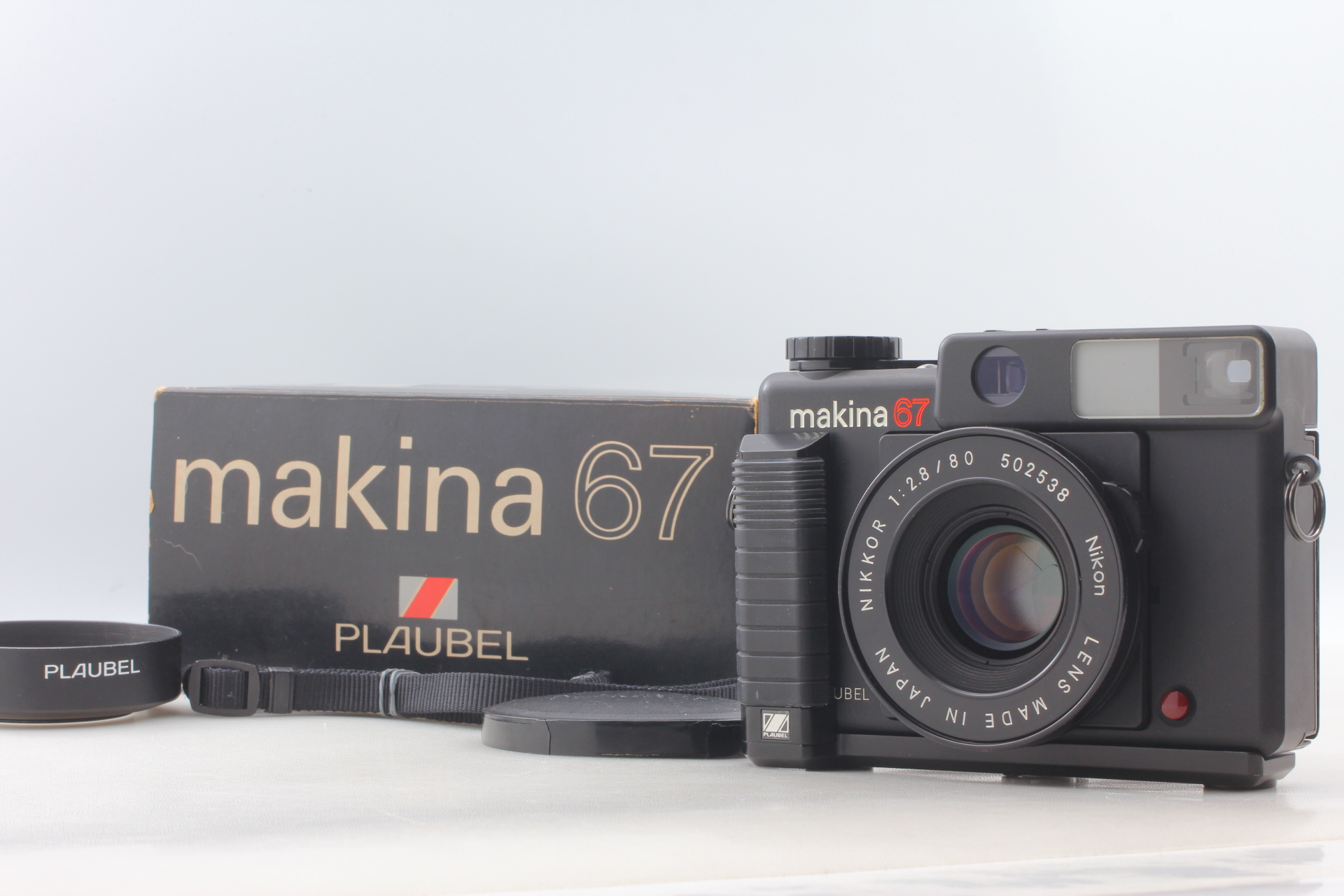 [MINT Box Grip Hood] Plaubel Makina 67 6x7 Medium Format Film Camera From JAPAN - 1